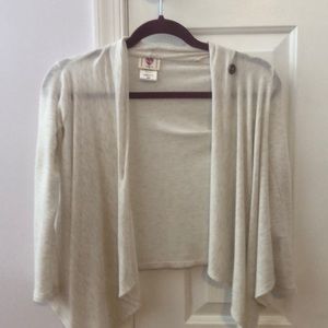 size small h.i.p over shirt